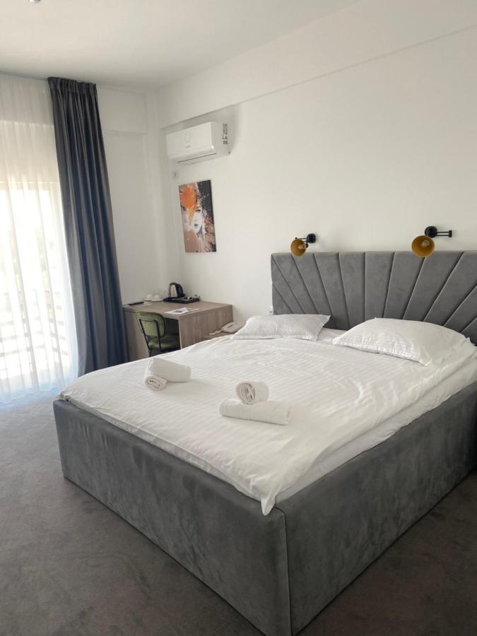 Hotel Maya Хорезу Екстер'єр фото
